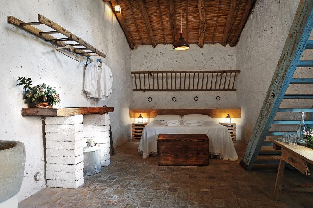 Domu Antiga Bed & Breakfast Gergei ภายนอก รูปภาพ