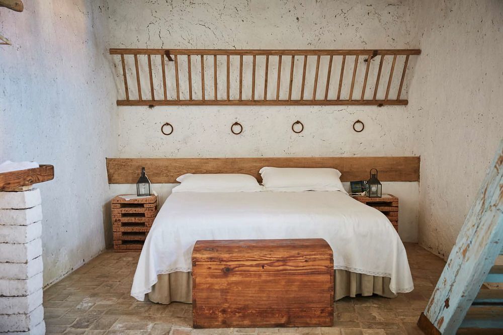 Domu Antiga Bed & Breakfast Gergei ภายนอก รูปภาพ